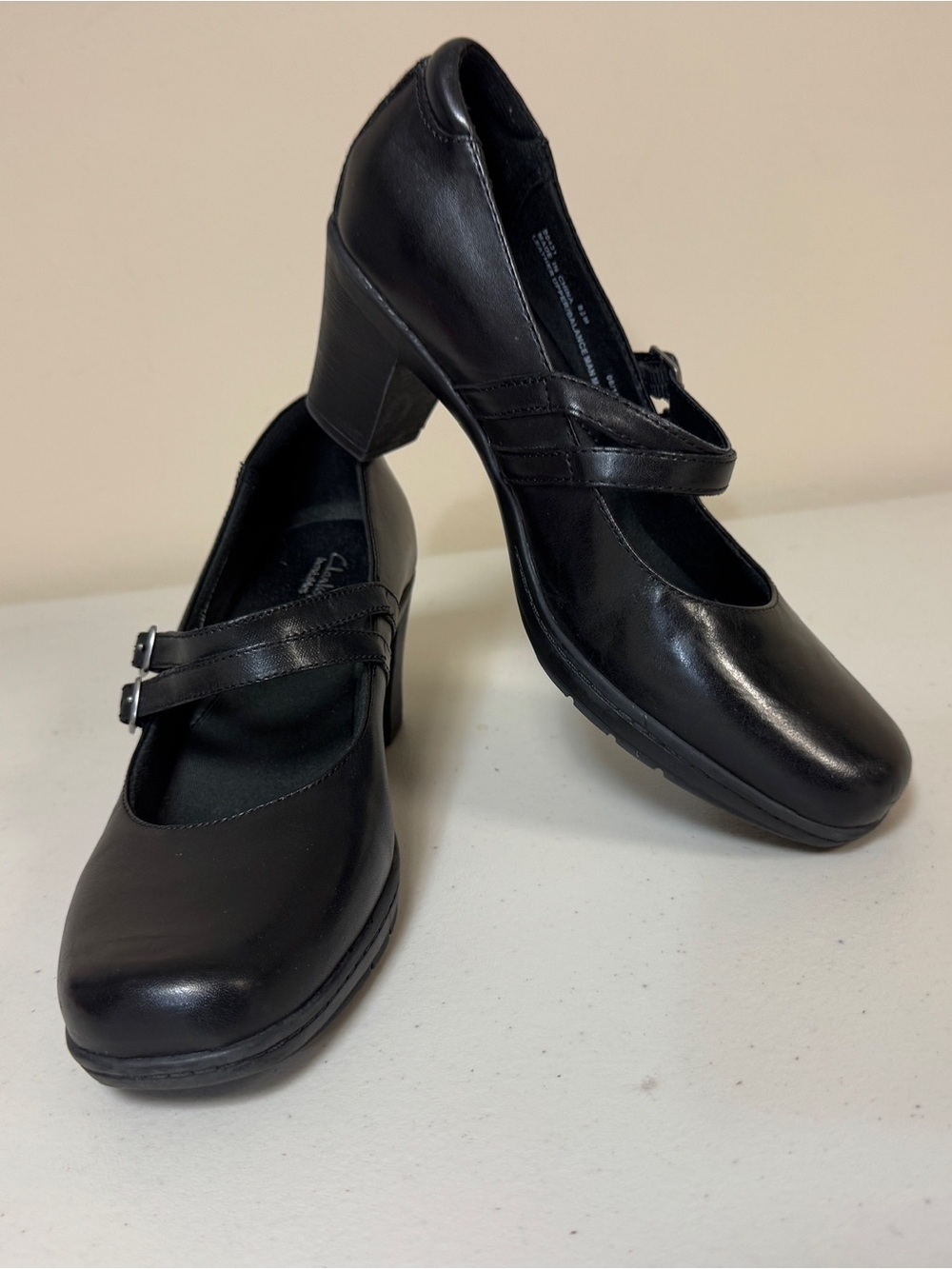 CLARKS Black Leather Mary Jane Shoes Women 8.5 Block Heel Pump Honorable Strappy